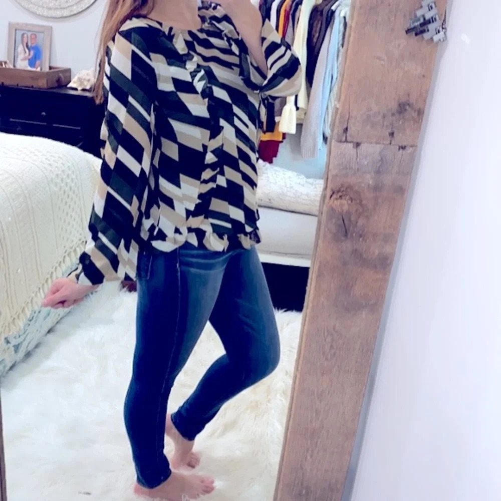 Entro boho top size small - Picture 3 of 7